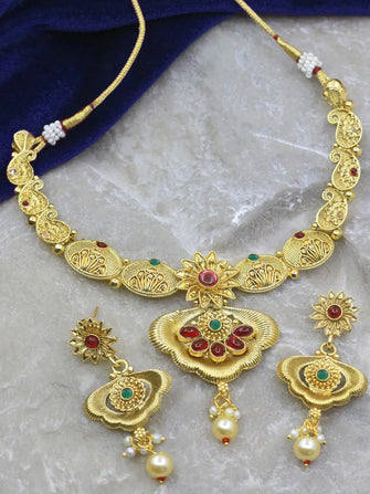 Admirable Rajwadi Gold Plated Necklace set - Aanya