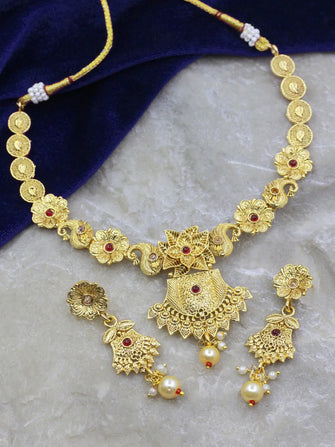 Attractive Rajwadi Look Floral Gold Plated Choker Necklace set - Aanya