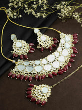 Classic Look Kundan Stone & Beads Choker Necklace Set Aanya