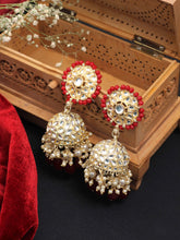 Floral Delight Kundan-Pearl Jhumka Earring - Aanya